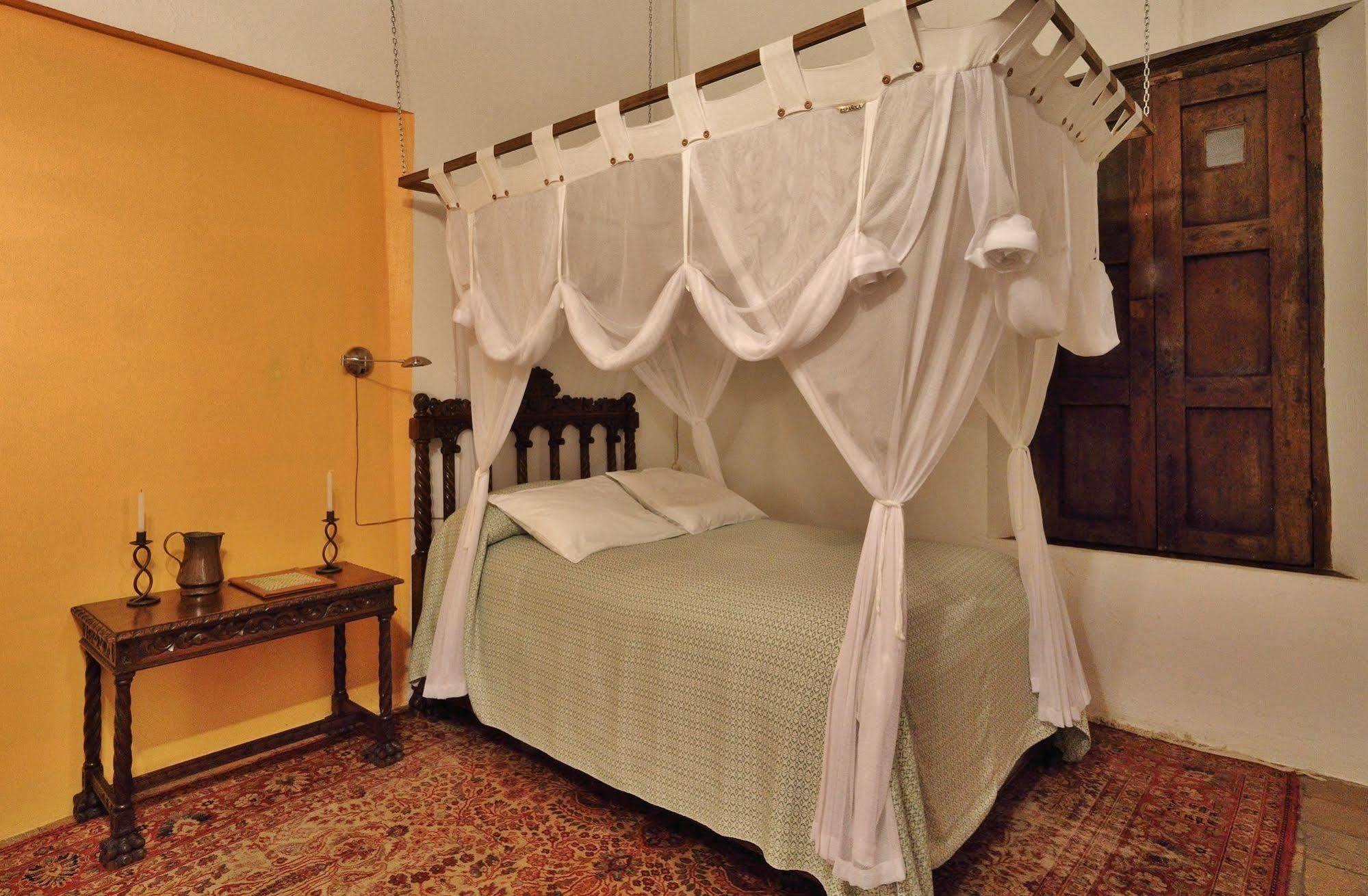 Parador-Museo Santa Maria La Trinitaria Extérieur photo